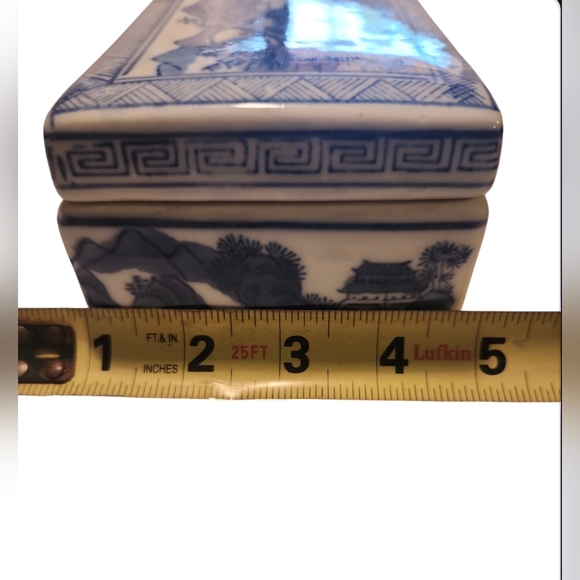 Vintage Porcelain - Picture 3 of 9